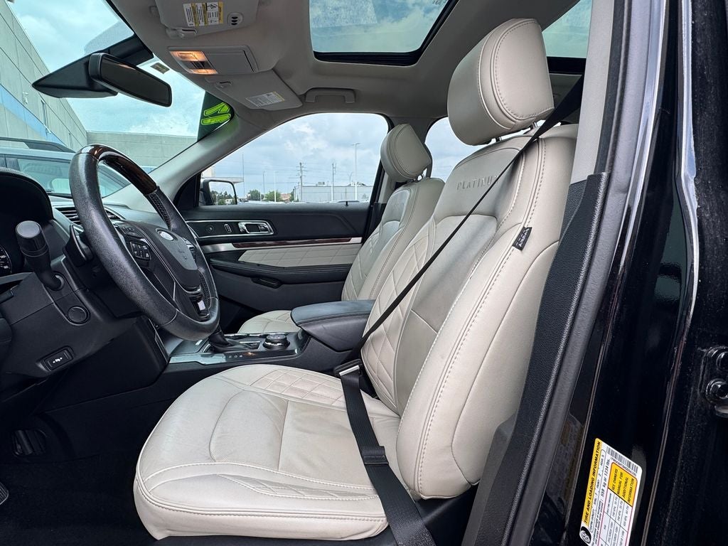 2017 Ford Explorer Platinum