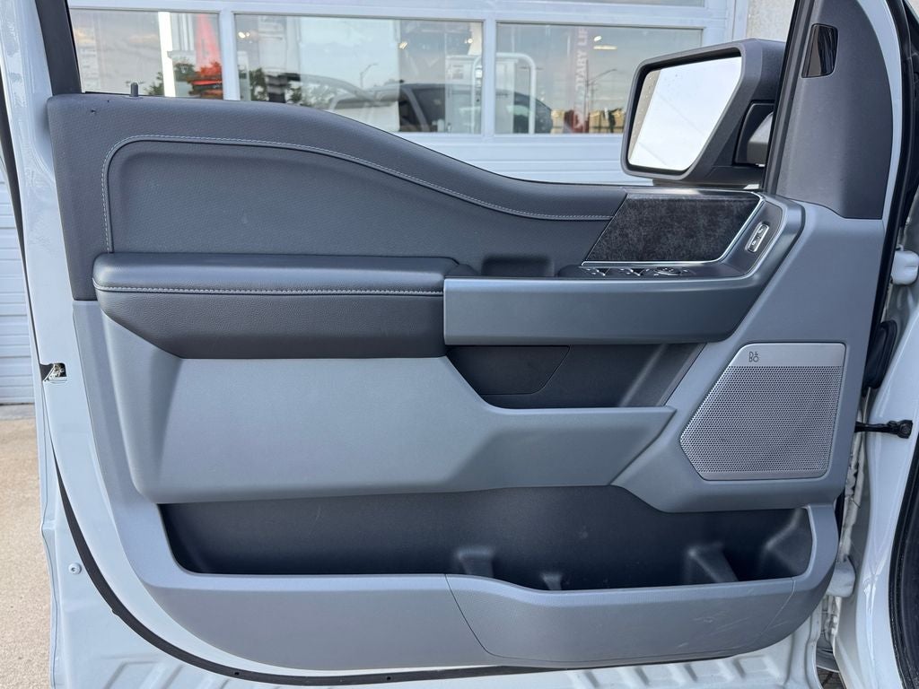 2024 Ford F-150 Lightning Flash