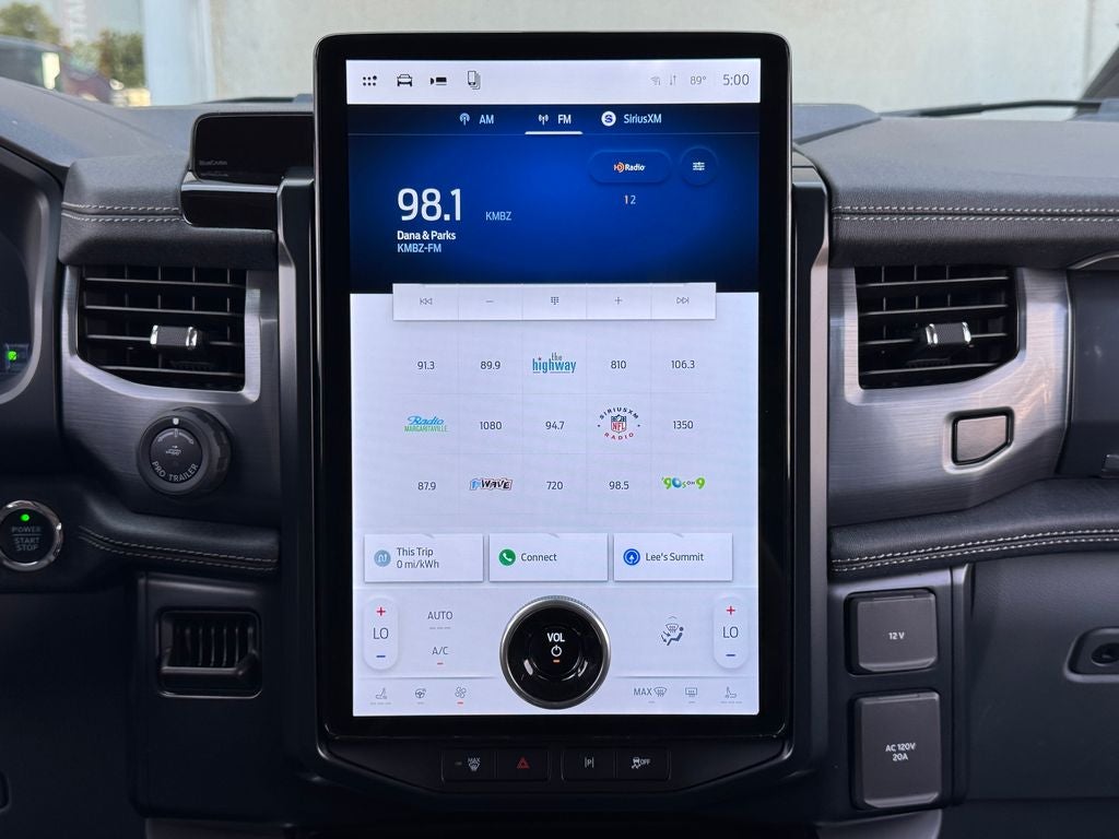2024 Ford F-150 Lightning Flash
