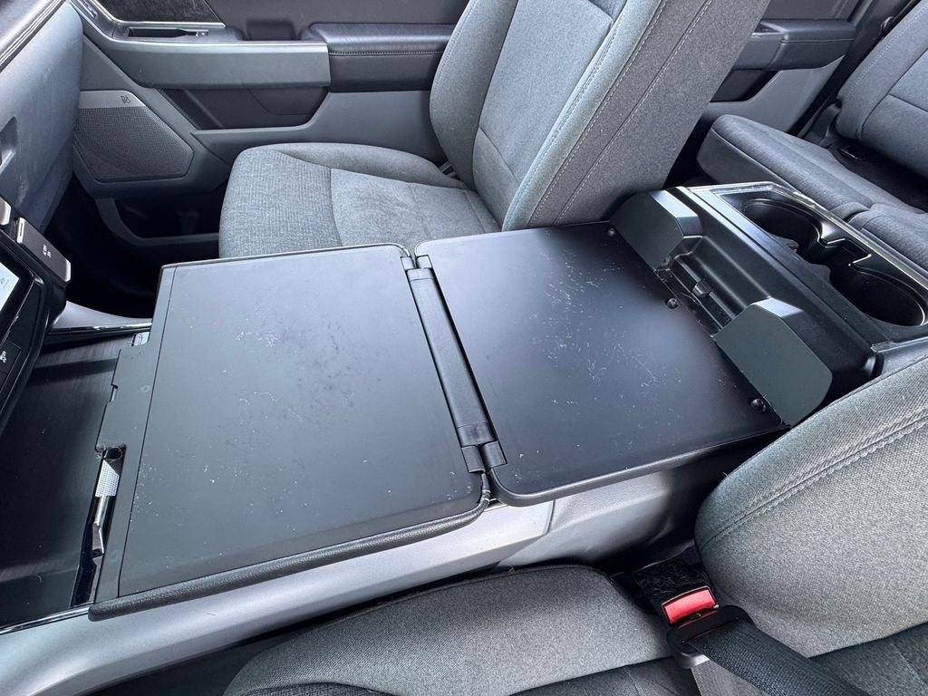 2024 Ford F-150 Lightning Flash
