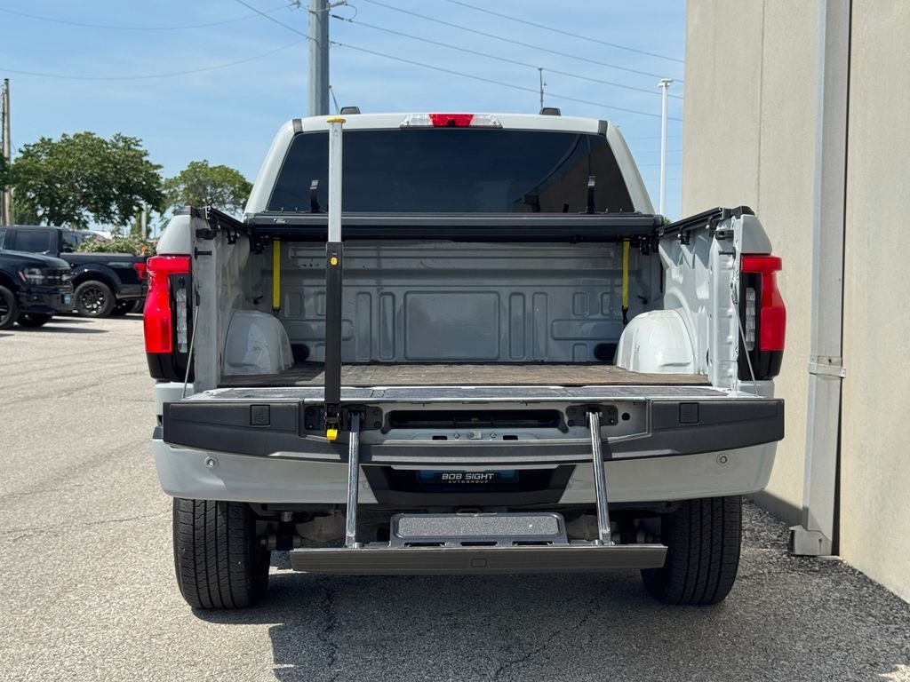 2024 Ford F-150 Lightning Flash