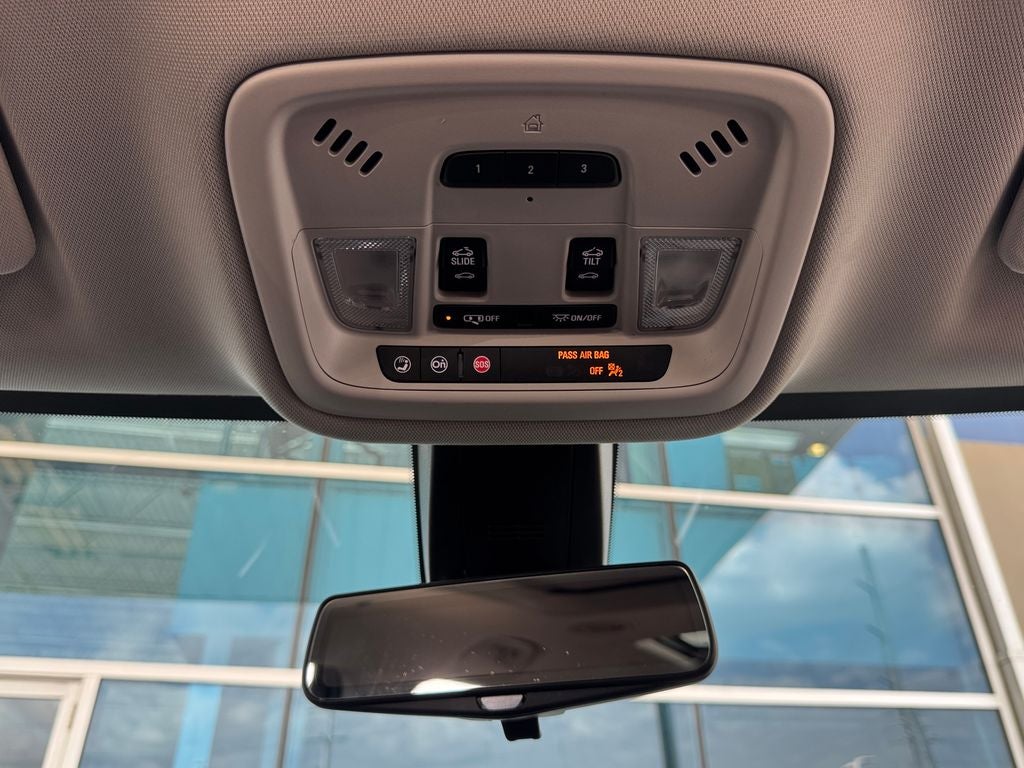 2021 Chevrolet Traverse RS