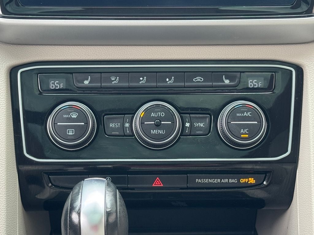 2023 Volkswagen Atlas SEL
