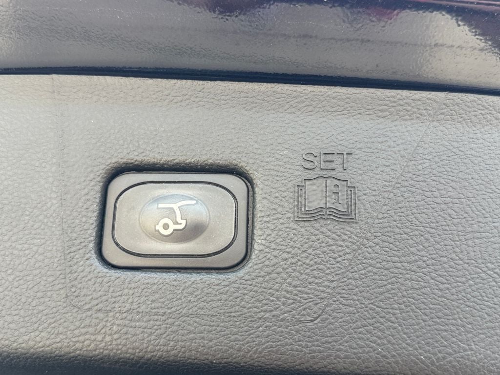 2023 Ford Edge ST Line