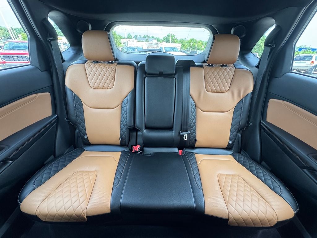 2023 Ford Edge Titanium