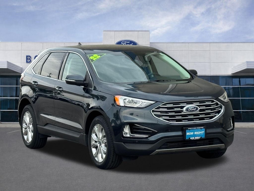 2022 Ford Edge Titanium