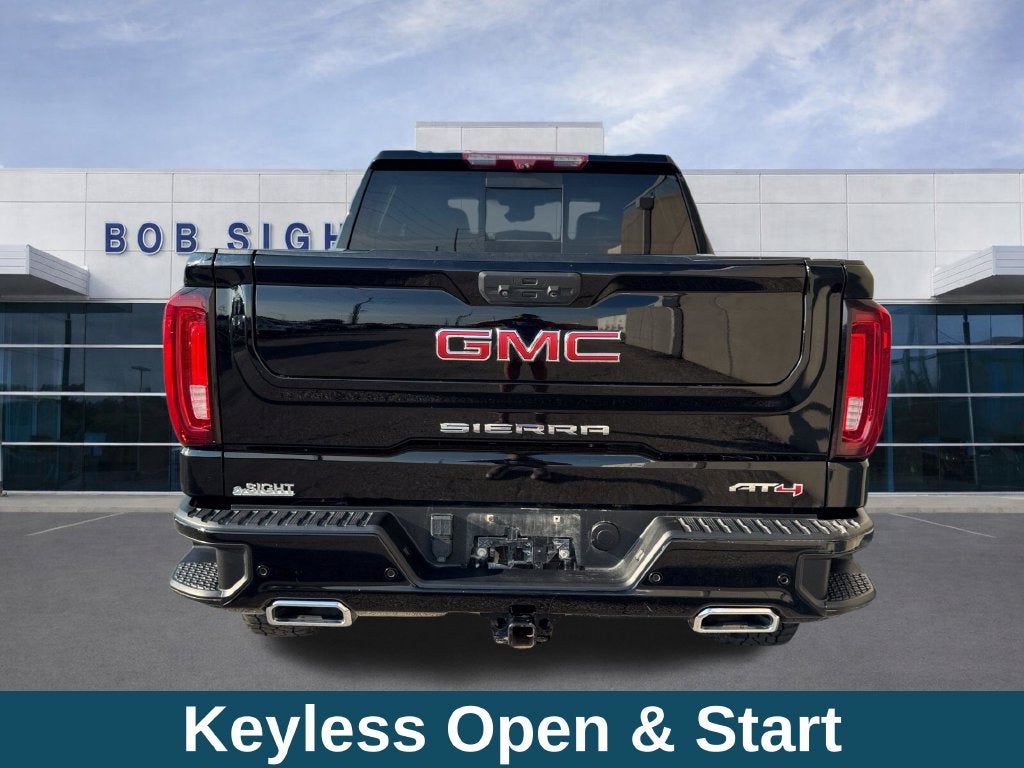 2023 GMC Sierra 1500 AT4