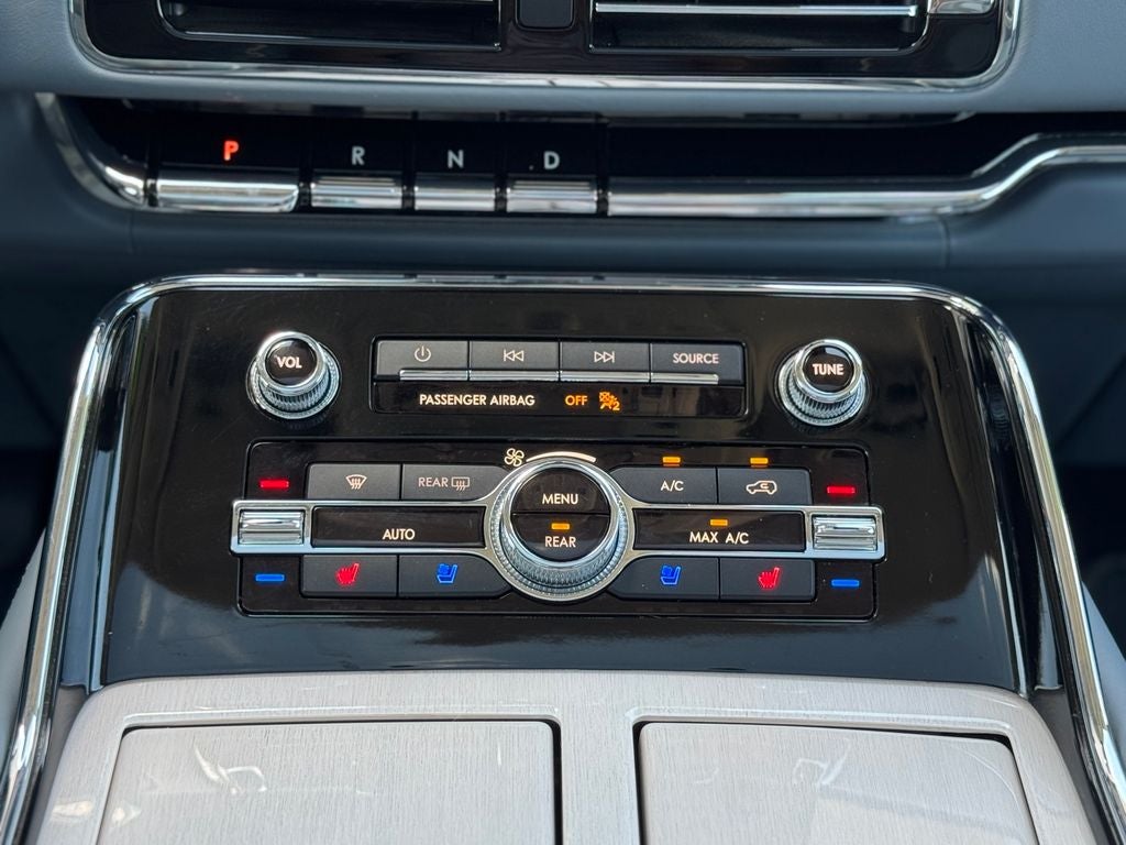 2021 Lincoln Navigator Black Label