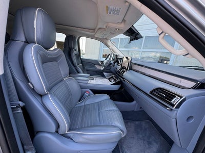 2021 Lincoln Navigator Black Label