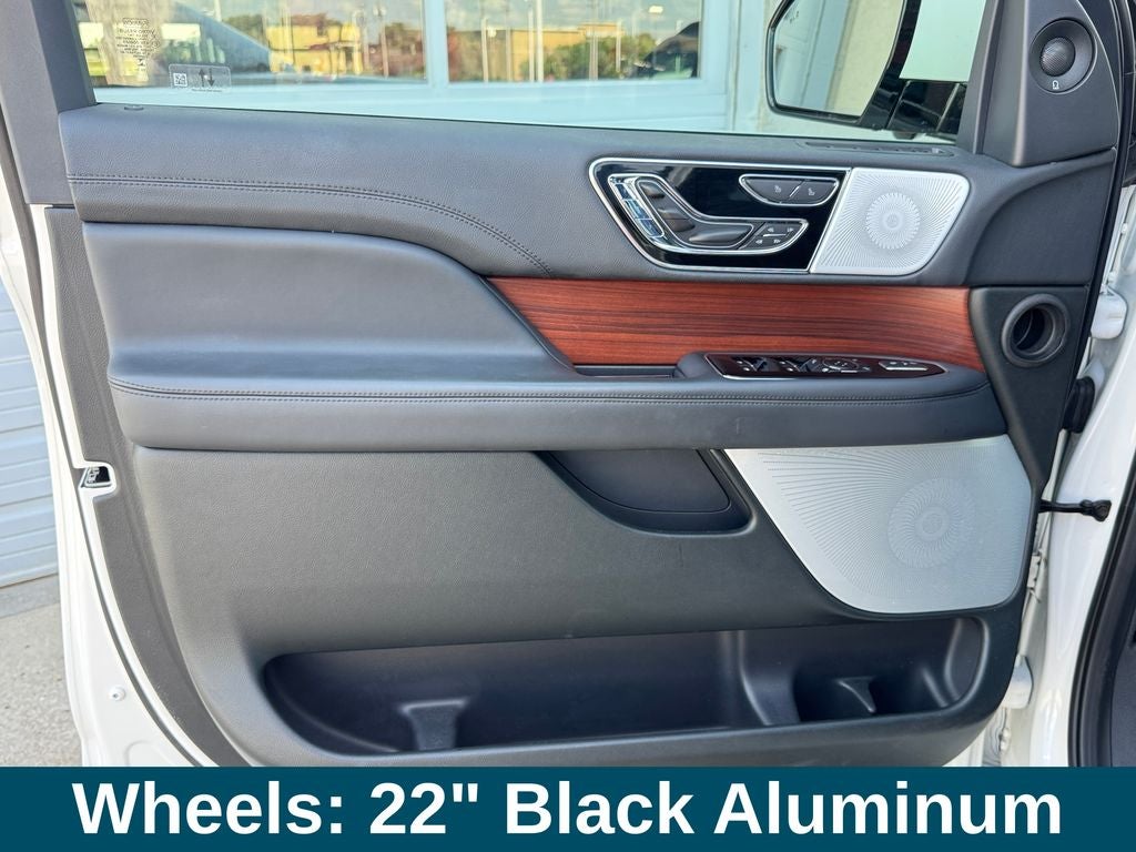 2024 Lincoln Navigator L Reserve
