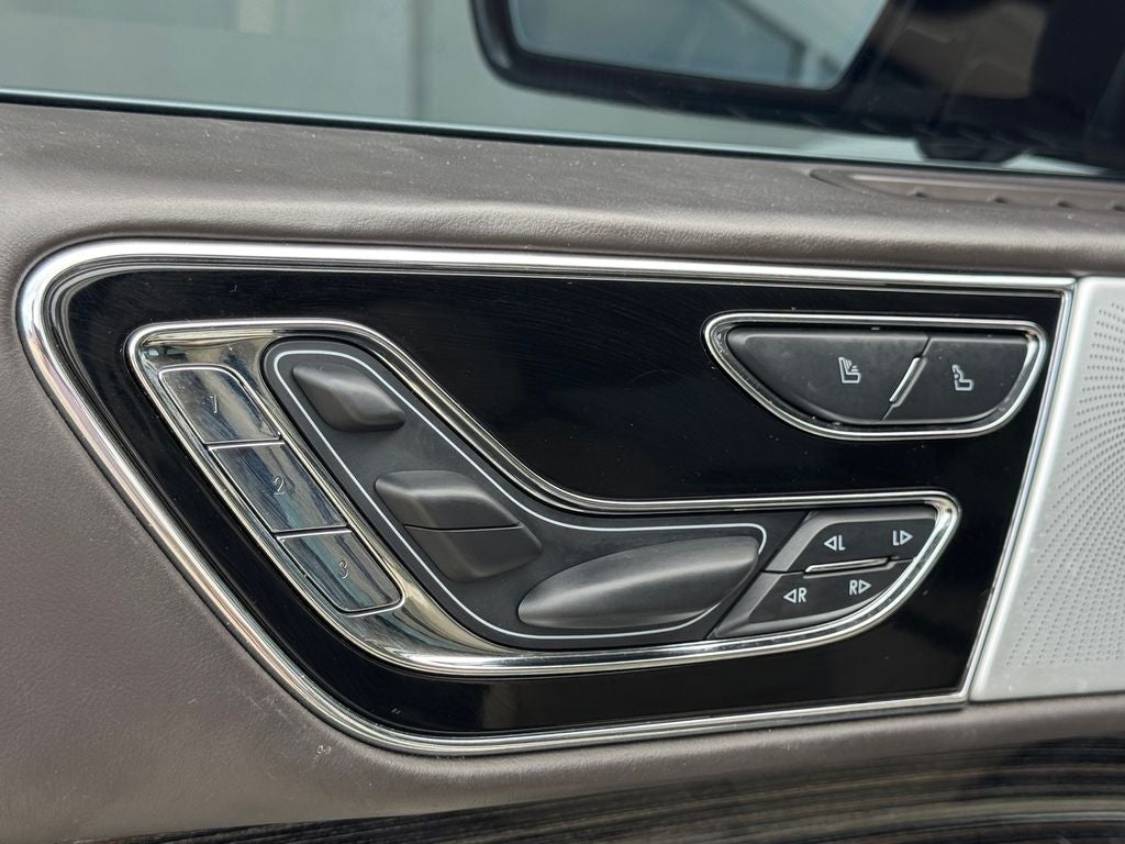 2024 Lincoln Navigator L Black Label