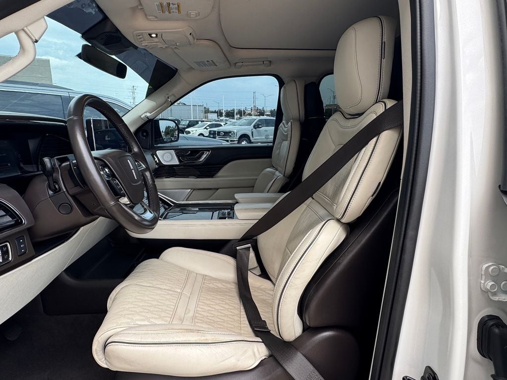 2024 Lincoln Navigator L Black Label