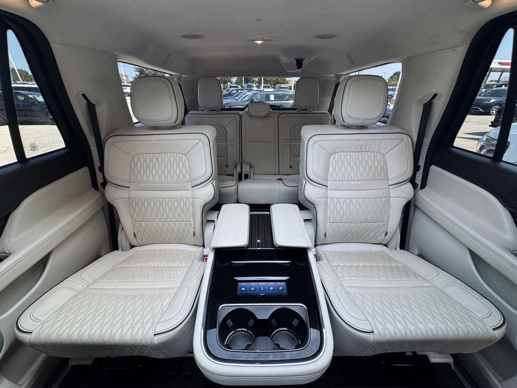 2024 Lincoln Navigator L Black Label
