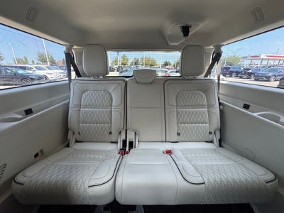 2024 Lincoln Navigator L Black Label