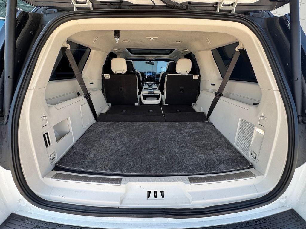 2024 Lincoln Navigator L Black Label