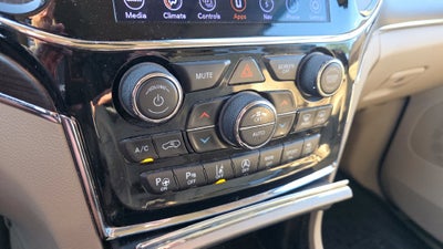 2019 Jeep Grand Cherokee Overland