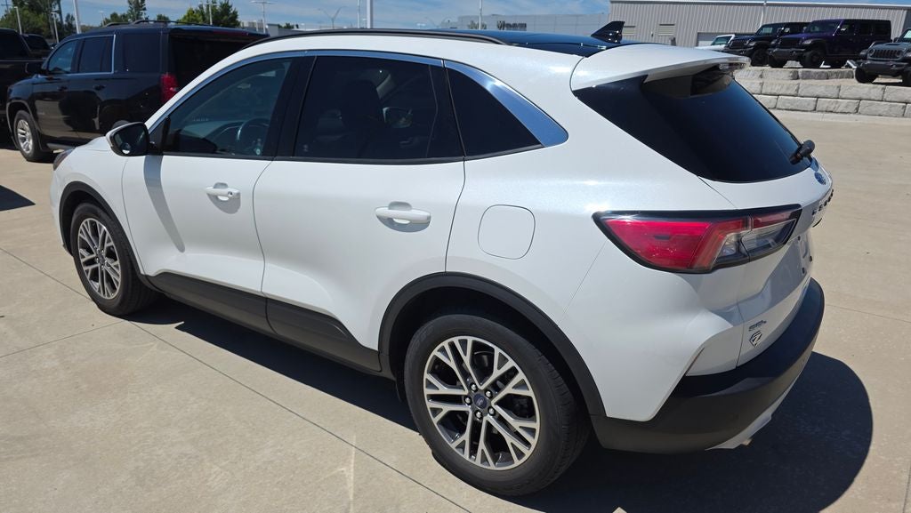 2020 Ford Escape SEL