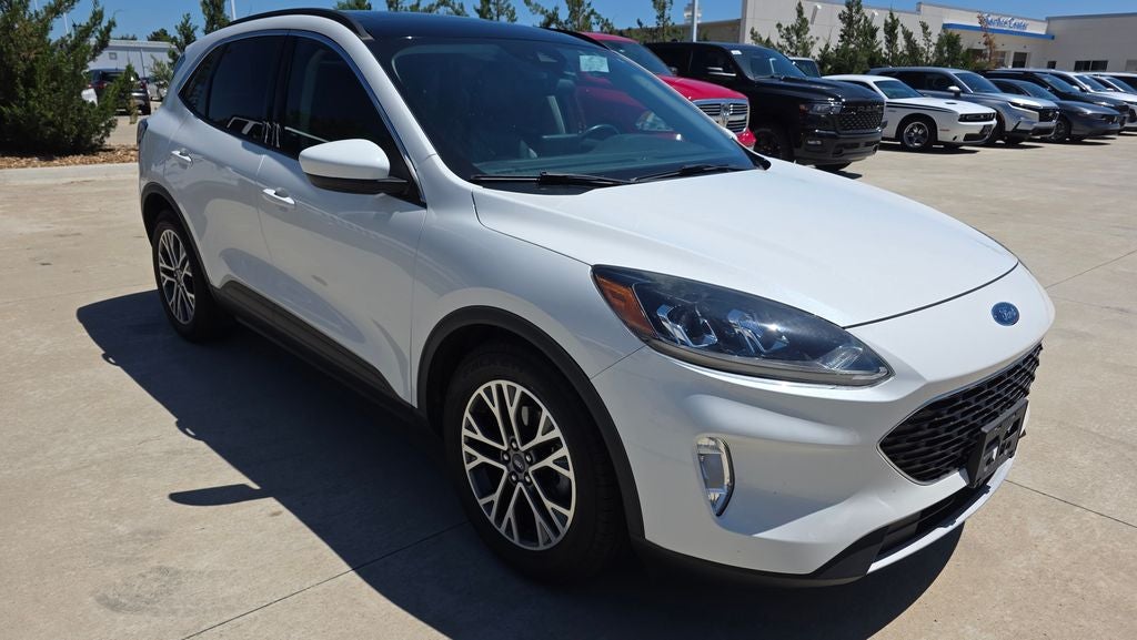2020 Ford Escape SEL