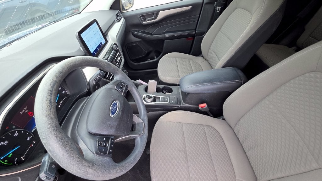 2022 Ford Escape Hybrid SE