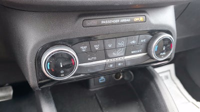 2022 Ford Escape Hybrid SE