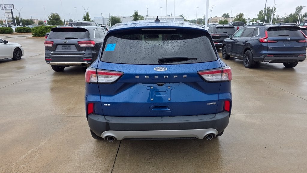 2022 Ford Escape Hybrid SE