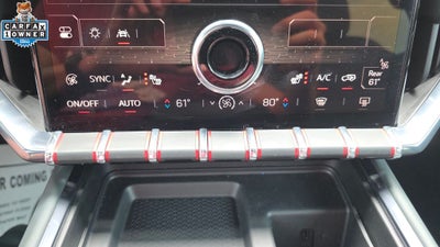 2024 GMC Acadia AT4