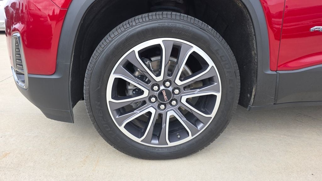 2021 GMC Acadia AT4