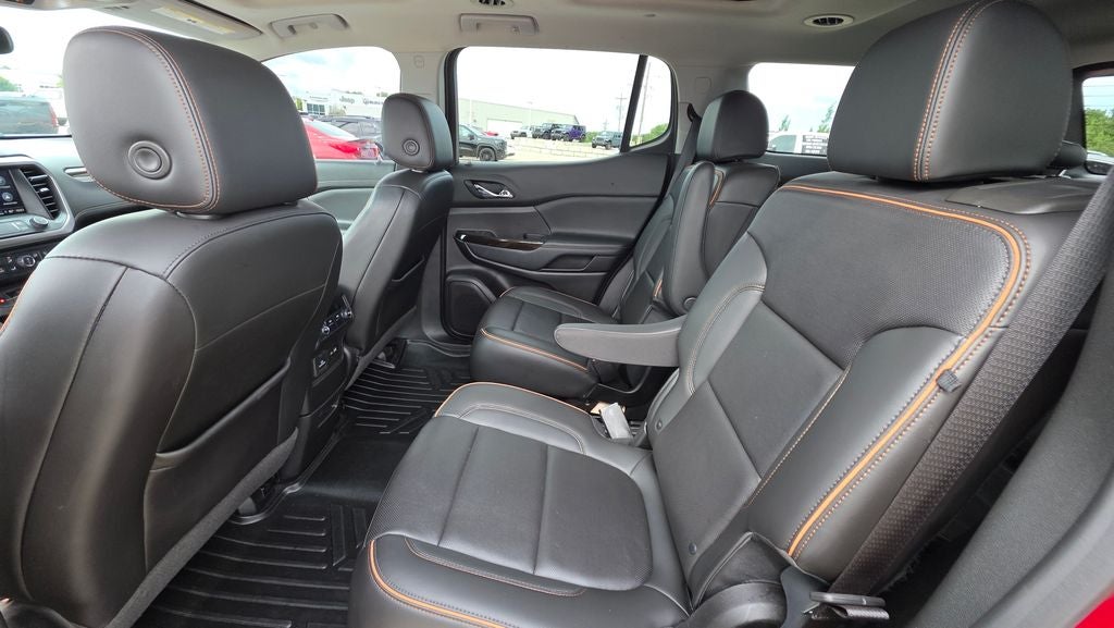 2021 GMC Acadia AT4