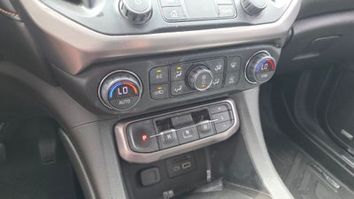 2021 GMC Acadia AT4