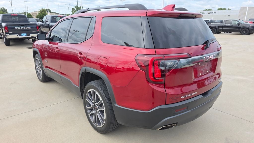 2021 GMC Acadia AT4
