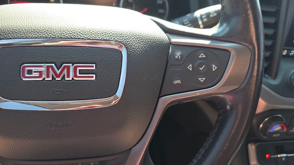 2021 GMC Acadia AT4