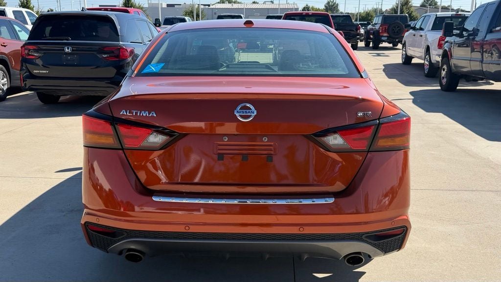 2022 Nissan Altima 2.5 SR