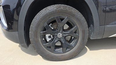 2024 Volkswagen Atlas 2.0T Peak Edition SEL