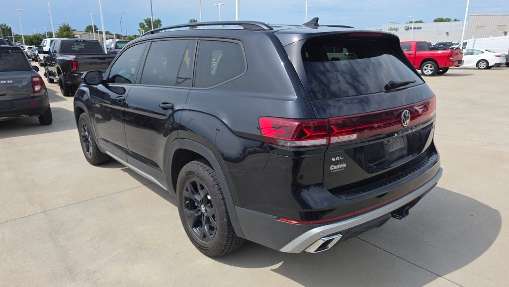 2024 Volkswagen Atlas 2.0T Peak Edition SEL