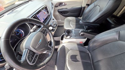 2021 Chrysler Pacifica Hybrid Touring L