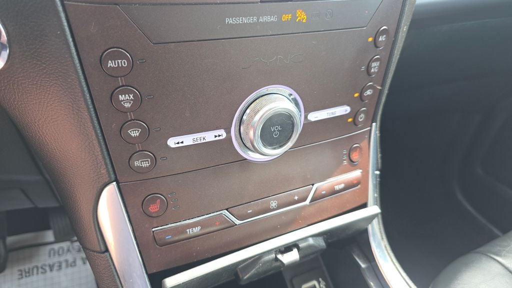 2020 Ford Edge Titanium