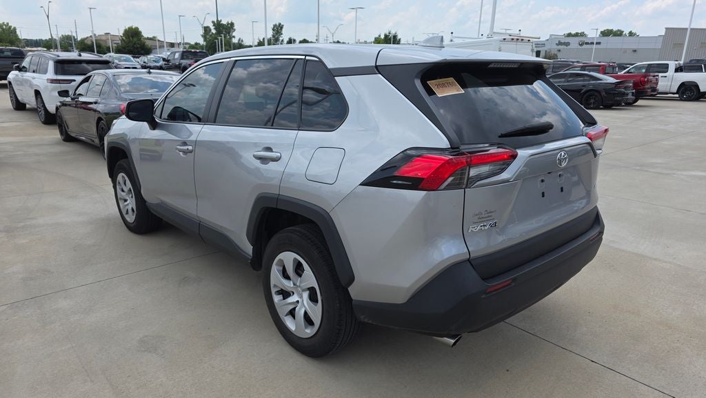 2023 Toyota RAV4 LE