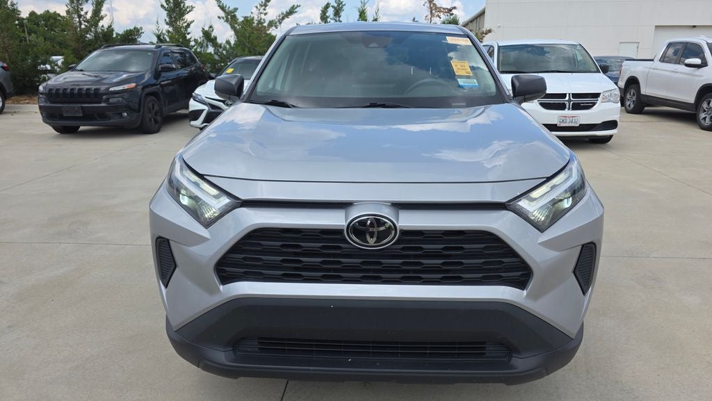 2023 Toyota RAV4 LE