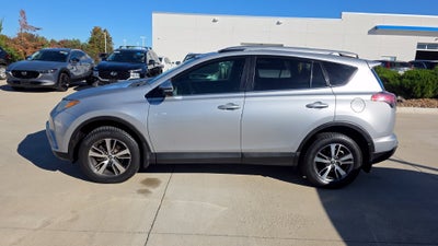 2017 Toyota RAV4 XLE