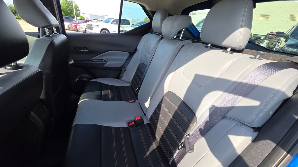 2023 Nissan Kicks SR