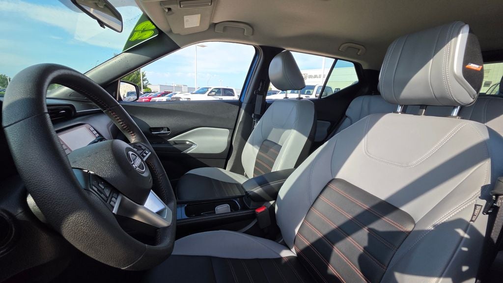 2023 Nissan Kicks SR
