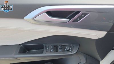 2025 Volkswagen Taos 1.5T SEL