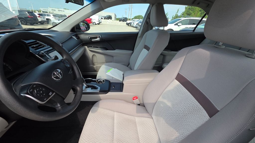 2014 Toyota Camry LE