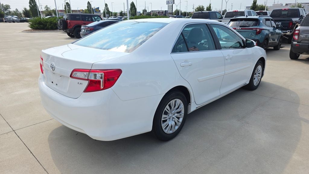 2014 Toyota Camry LE