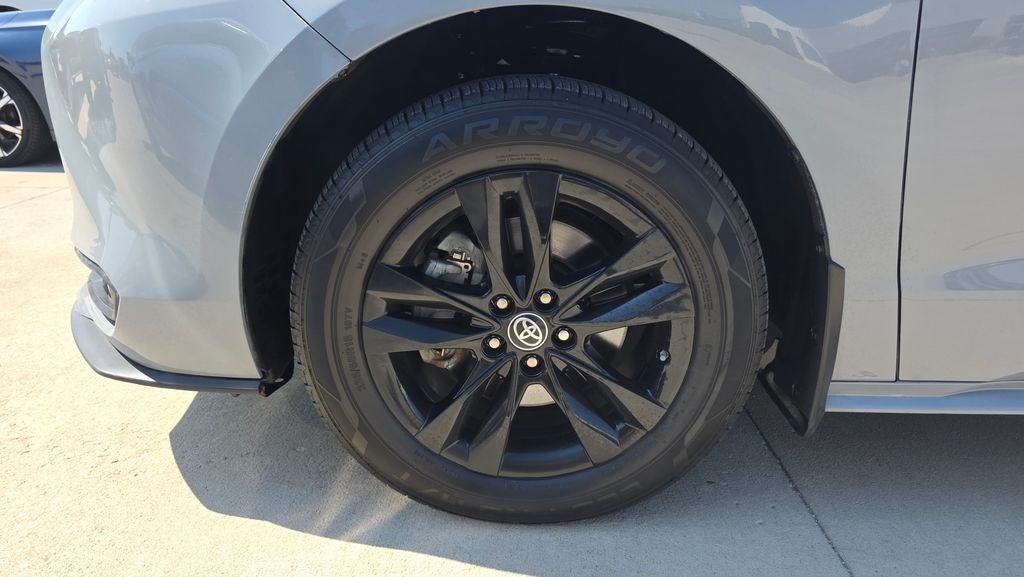 2022 Toyota Sienna Woodland Edition
