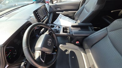 2022 Toyota Sienna Woodland Edition