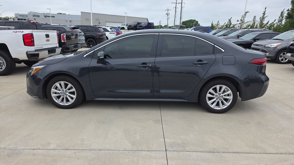 2025 Toyota Corolla Hybrid XLE
