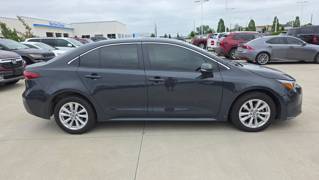 2025 Toyota Corolla Hybrid XLE