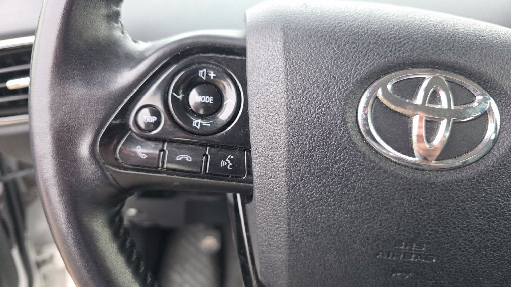 2022 Toyota Prius L