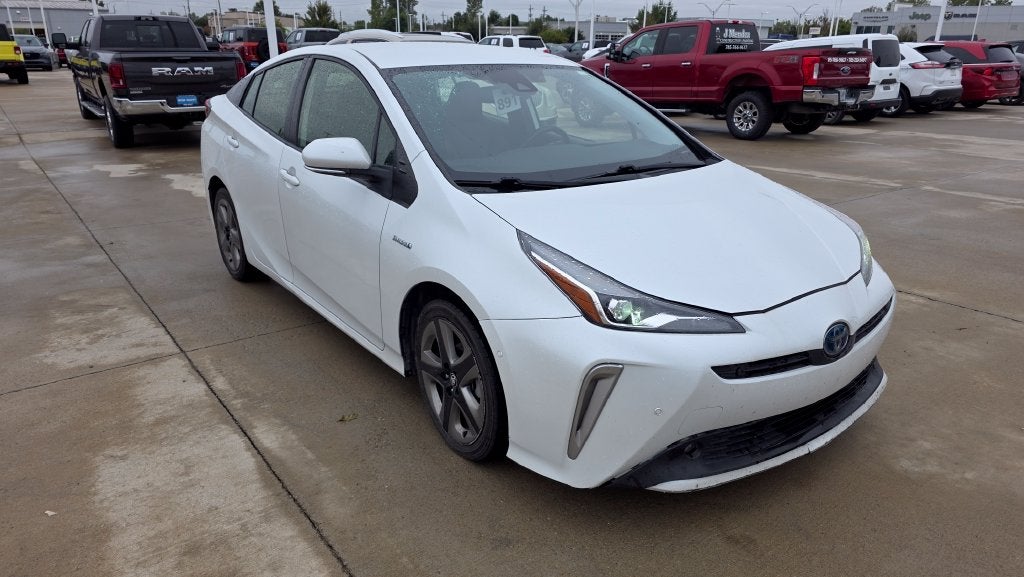 2022 Toyota Prius L